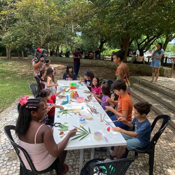 Mangal das Garças promove oficina gratuita de produção de tintas naturais neste domingo (27)