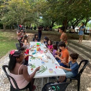 Mangal das Garças promove oficina gratuita de produção de tintas naturais neste domingo (27)